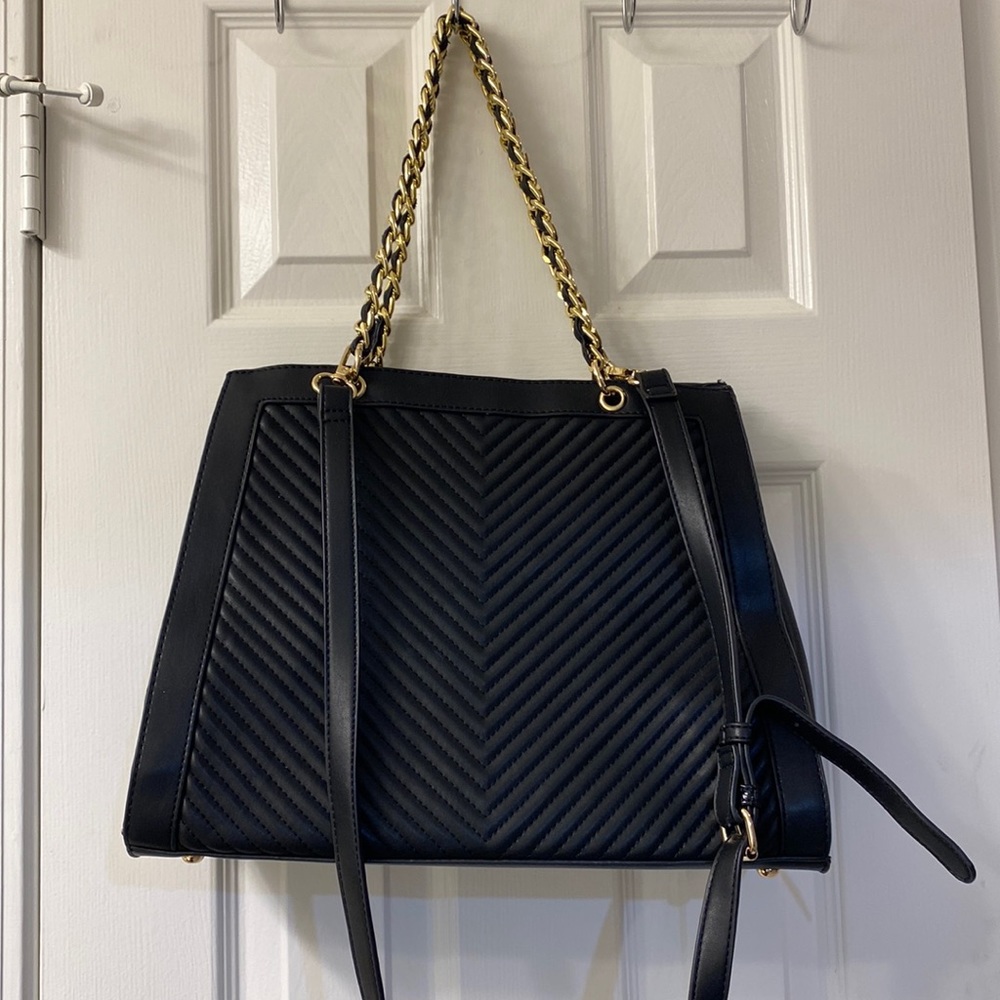 Kaari blue tote
